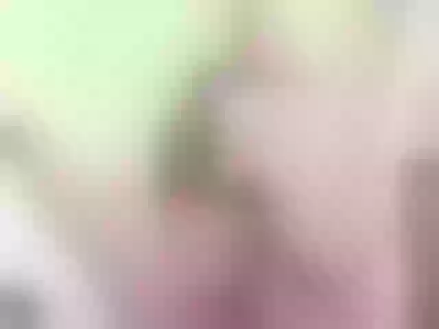 Live sex webcam photo for RoxeeModel #255306468