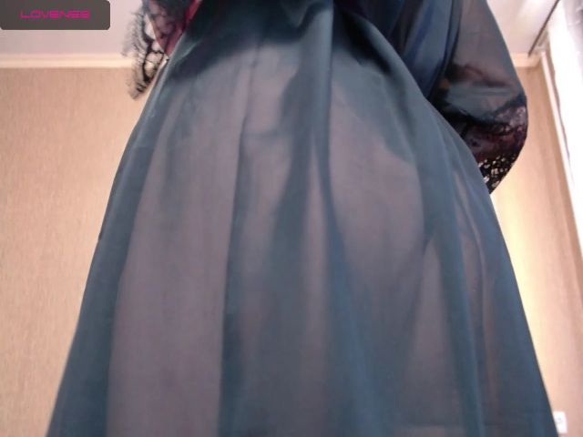 Live sex webcam photo for Esenia_sun #254066319