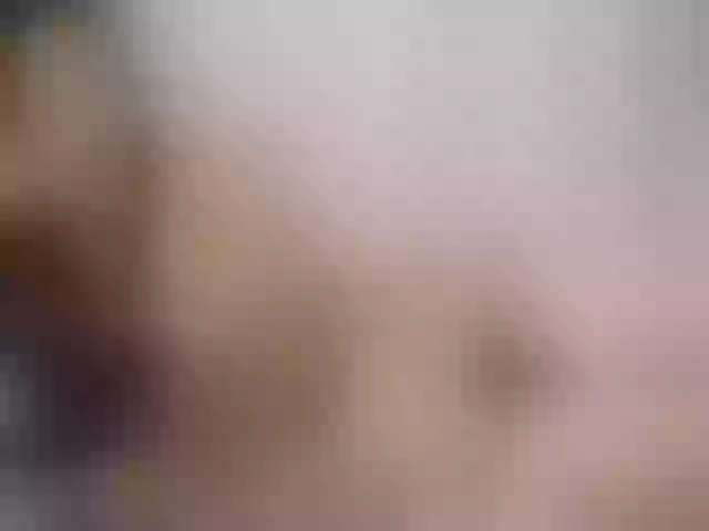 Live sex webcam photo for LittlePeach_ #264636857