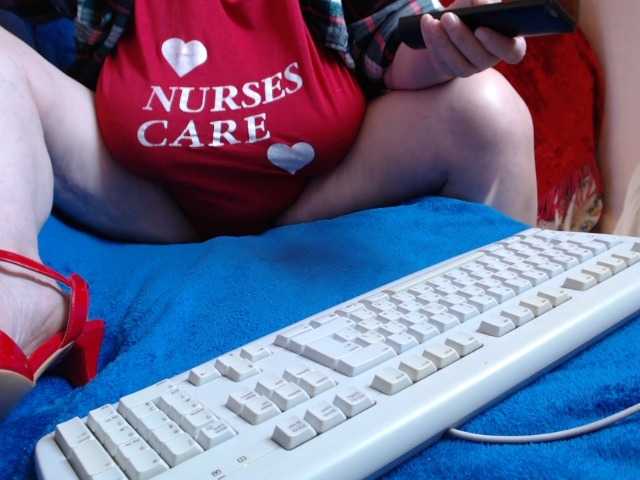 Live sex webcam photo for hornymarina #246090510