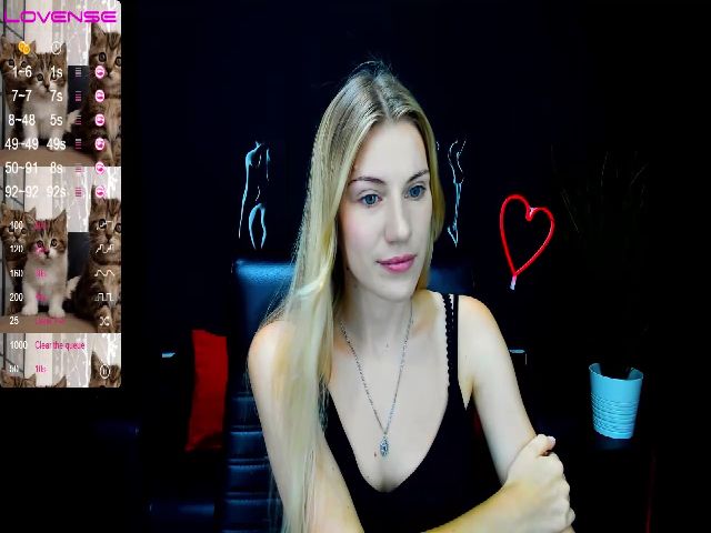 Live sex webcam photo for LiliManchest #263762614