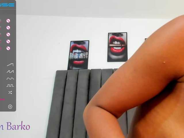 Live sex webcam photo for Meganbarko #262223430