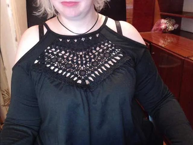 Live sex webcam photo for Alisa1917 #241047850