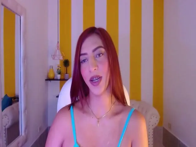 Live sex webcam photo for Julietacollin #264138070
