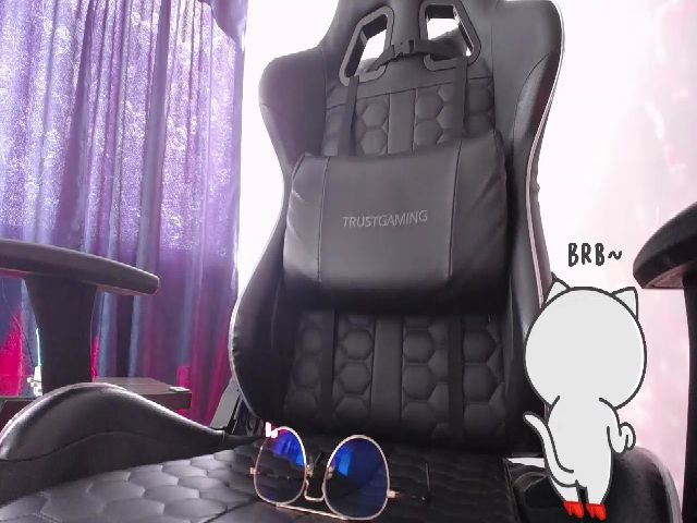 Live sex webcam photo for BiancaMiller #259941220