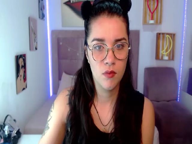 Live sex webcam photo for Graicy_Reyes #259268553