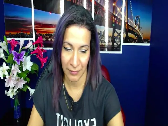 Live sex webcam photo for Infernalsexx #256168993