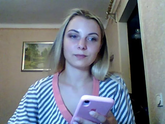 Live sex webcam photo for BreeAngel #252665069