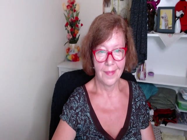 Live sex webcam photo for Adele_69 #258788201