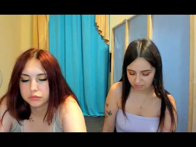 Live sex webcam photo for BeautiAmber #253440209