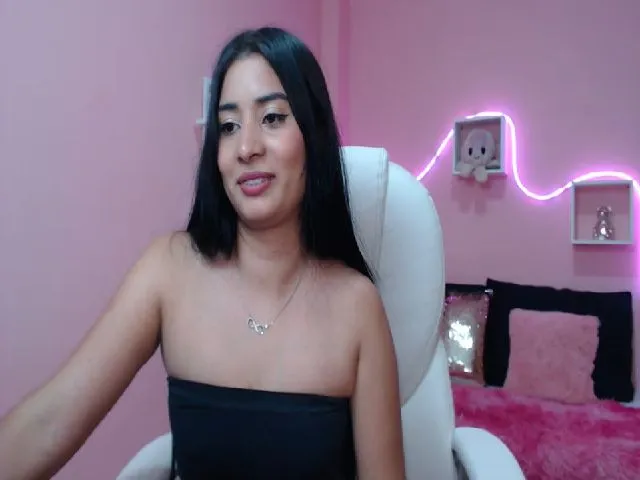 Live sex webcam photo for Hanna_milano #253205453