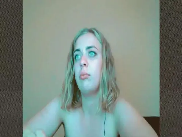 Live sex webcam photo for GoddessNika #256328058