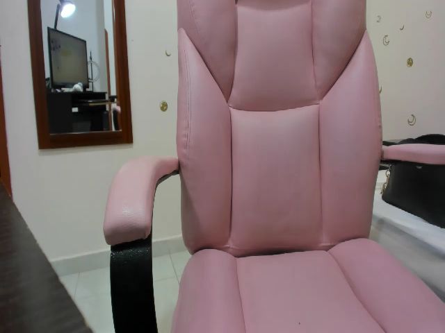 Live sex webcam photo for Magic_kendra #265172552