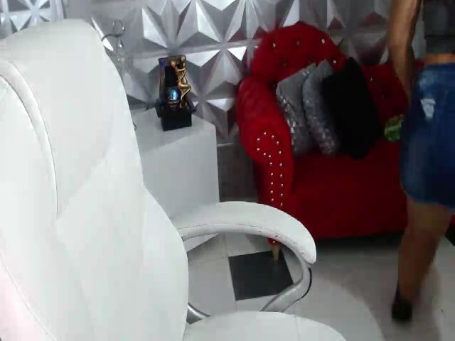 Live sex webcam photo for Roxaneharper #265099143