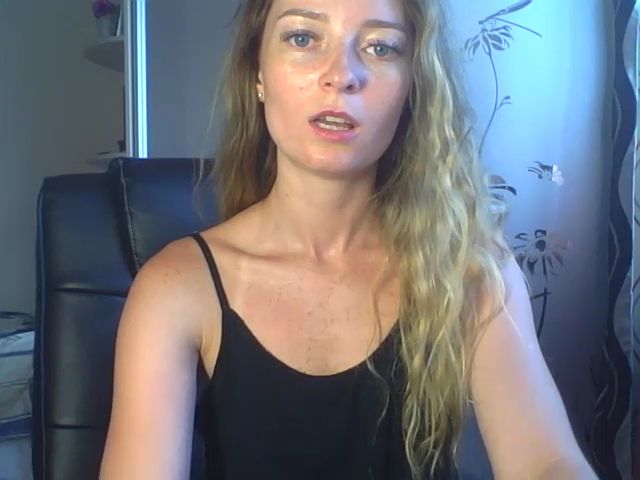 Live sex webcam photo for Milana_Candy #254778239