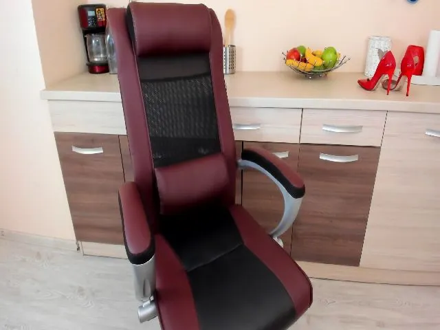 Live sex webcam photo for KimoraJoy #287860485