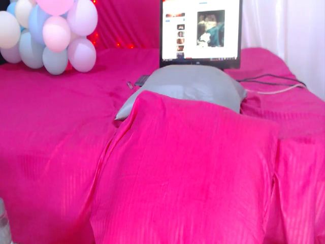 Live sex webcam photo for TrissaBenson #254915554