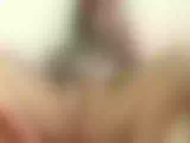 Live sex webcam photo for KissMoline #261997831