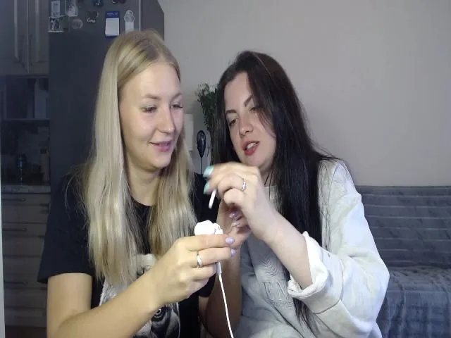 Live sex webcam photo for UrBlack_Kitty #263511787