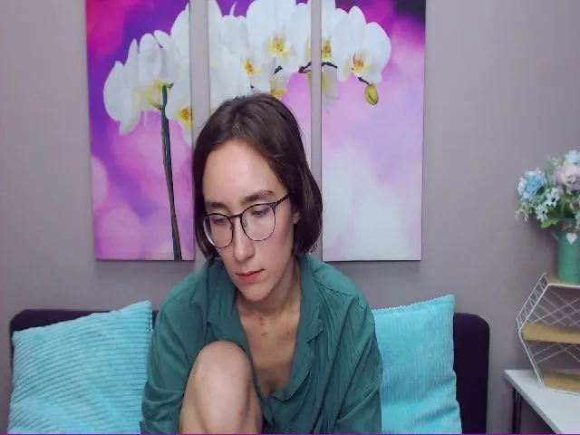 Live sex webcam photo for CleverAlexiss #252467128