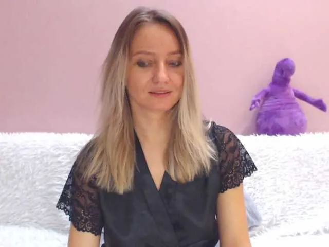 Live sex webcam photo for Gamora- #254641817