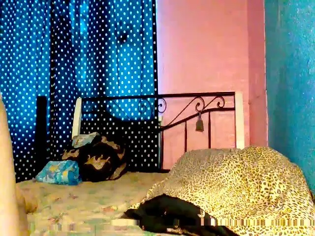 Live sex webcam photo for Blondie_babe #255526140