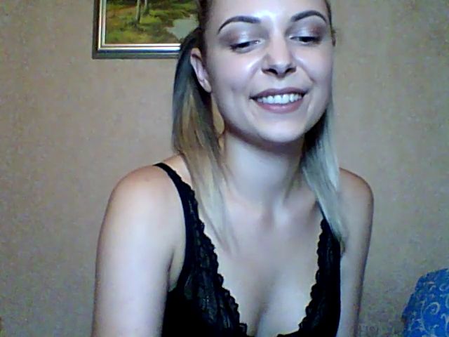 Live sex webcam photo for BreeAngel #255051143