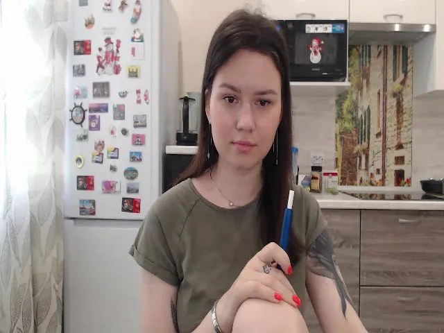 Live sex webcam photo for WonderXGirlXX #262618702