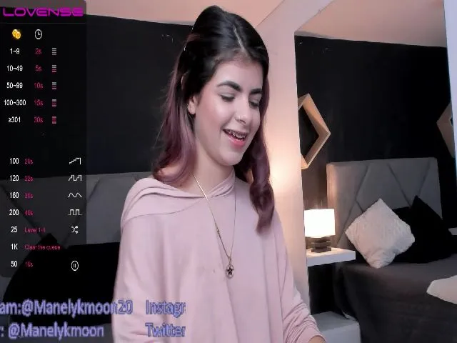 Live sex webcam photo for Manelyk_m #256919924