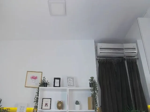 Live sex webcam photo for BalleyBabe #252969982