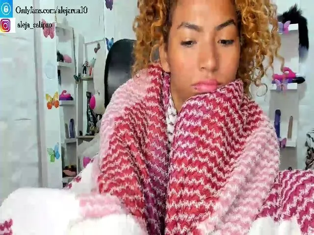 Live sex webcam photo for Aleja_calipzo #263026017
