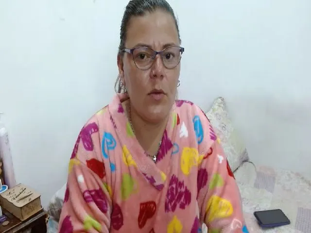 Live sex webcam photo for Georgette3 #264463768