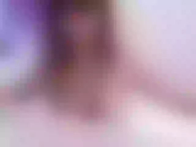 Live sex webcam photo for AlexAWoOW #252329358