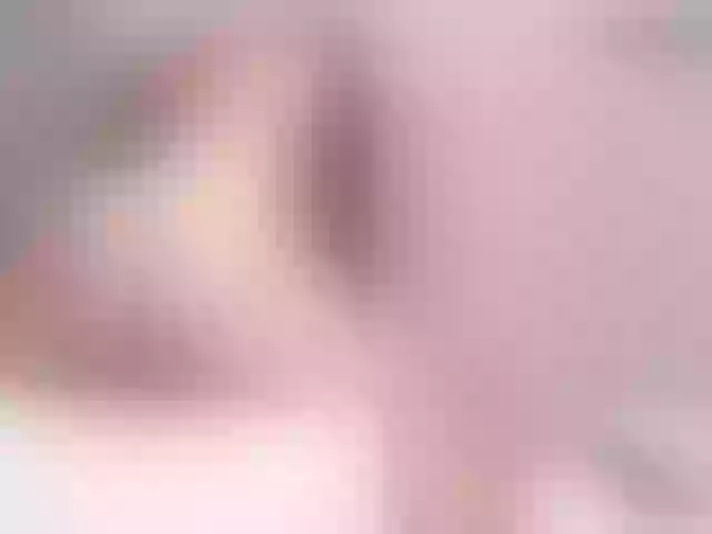 Live sex webcam photo for AliceMuller #287873711