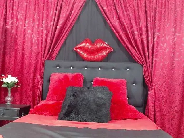 Live sex webcam photo for LauGarciaa #241365141
