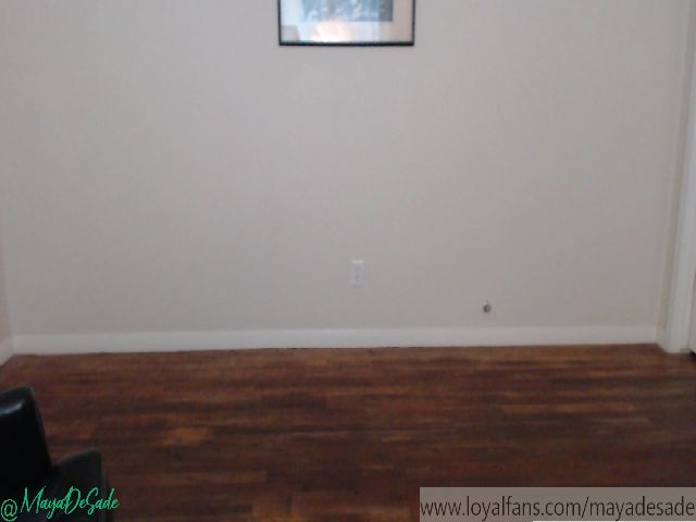 Live sex webcam photo for MayaDeSade #254793050