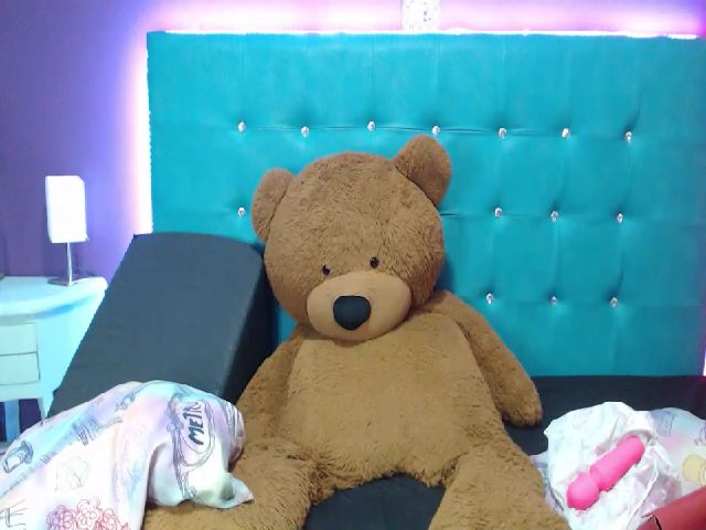 Live sex webcam photo for Carla_adams #252397732