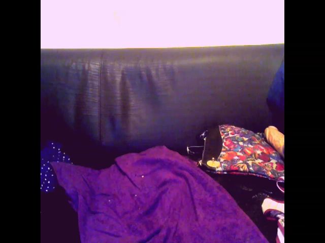 Live sex webcam photo for Sexygeny #261562357