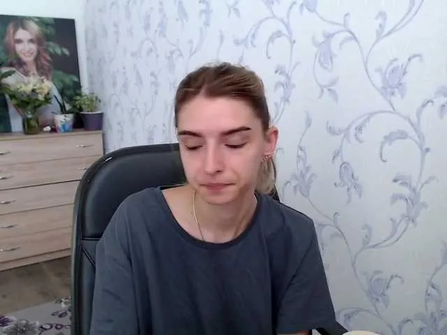 Live sex webcam photo for springibabby #252417732