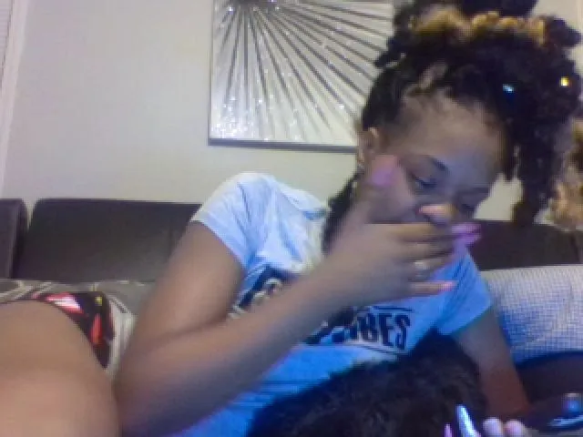 Live sex webcam photo for BeautifulKash #255205087