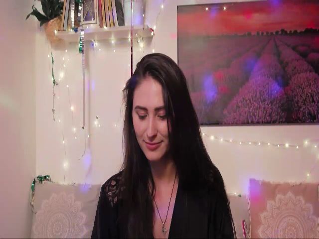 Live sex webcam photo for MaraW #255527419