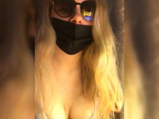 Live sex webcam photo for Irish8m #260307463