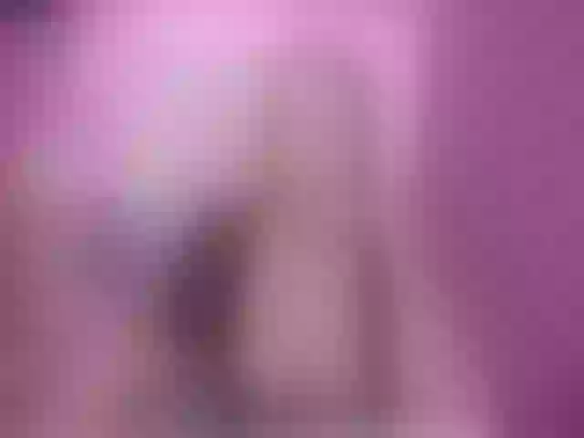 Live sex webcam photo for PtiMermaid #255885438