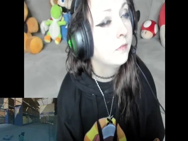 Live sex webcam photo for PrincessBluu #259096125