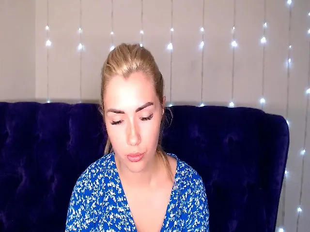 Live sex webcam photo for TrishKlein #254737675