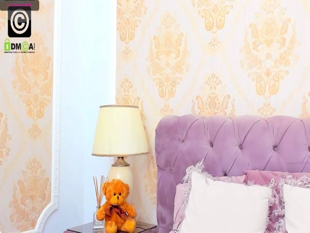 Live sex webcam photo for AshleyClaire #253386554