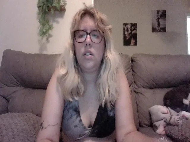 Live sex webcam photo for cozychristine #255247683