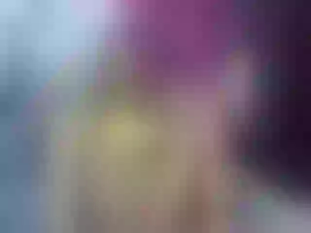 Live sex webcam photo for SweetDianeee #254001036