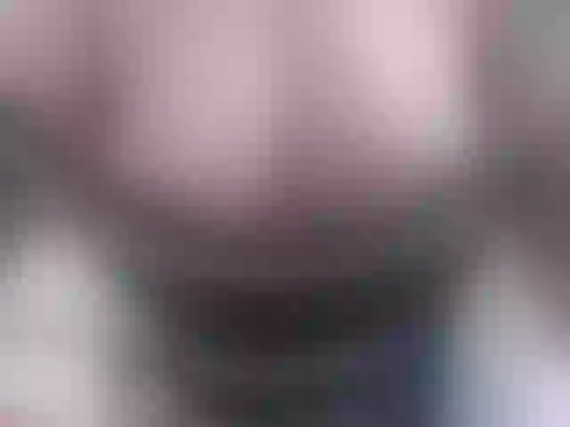 Live sex webcam photo for JullieMilf #252793217