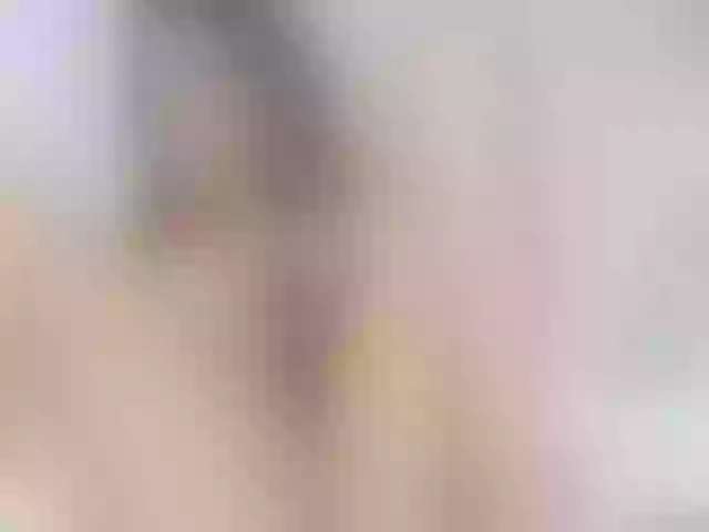 Live sex webcam photo for AlyssaMillan #259401684